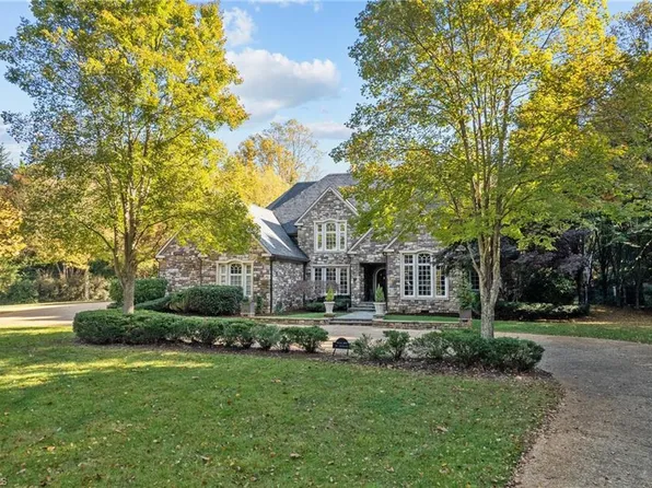 4011 Nathaniel Place Ct, Winston Salem, NC 27106