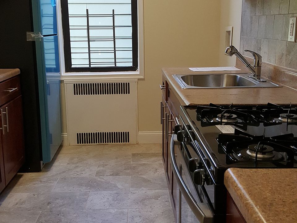 2nd image of 2744 Bedford Ave APT 2A