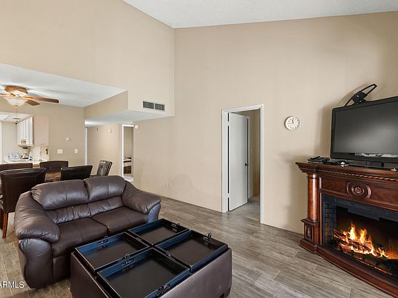 5th image of 11036 N 28th Dr Unit 311