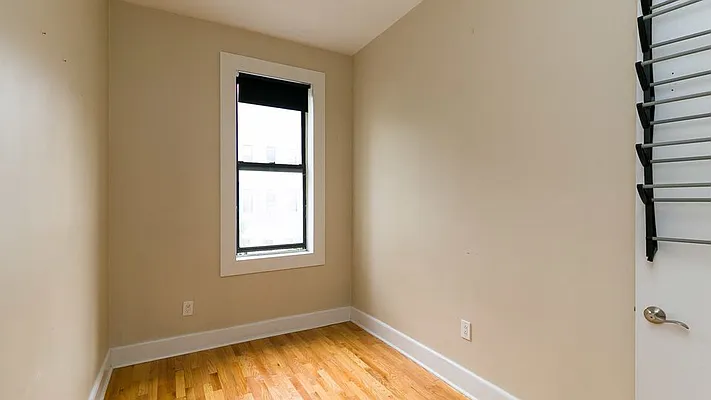 Rented by Nooklyn NYC LLC | media 17