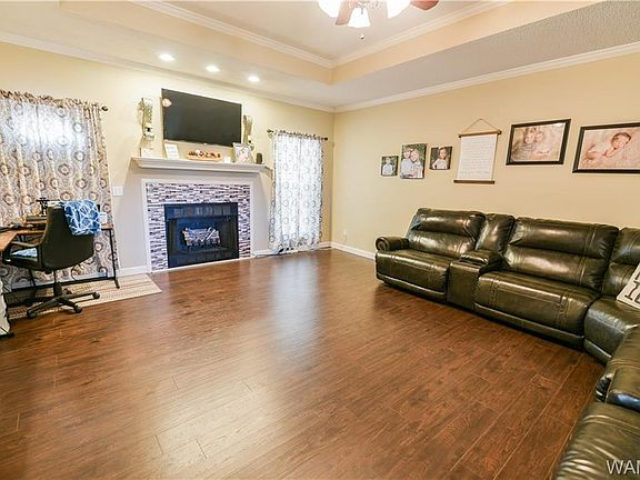 4th image of 15946 Stoneridge Dr