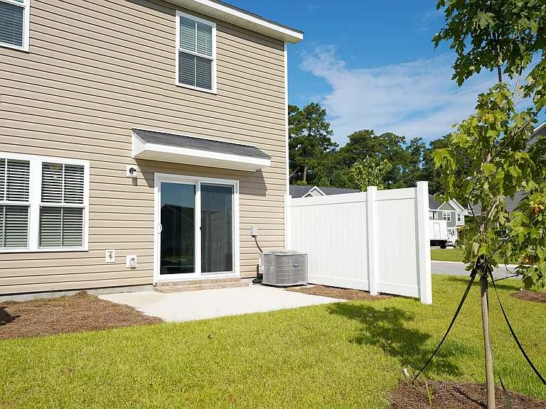 481 Governor Treutlen Cir — Photo 24