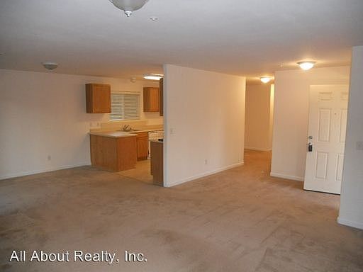 1st image of 123B Freeman St