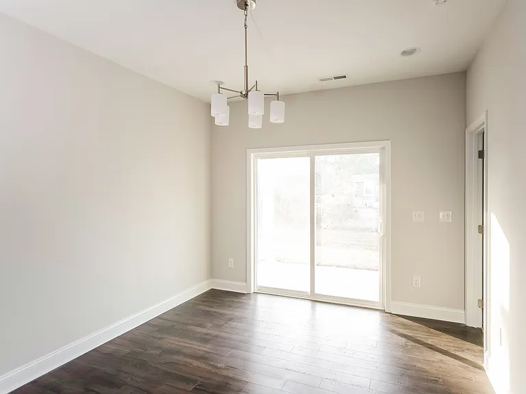 383 Trevally Ct — Photo 4