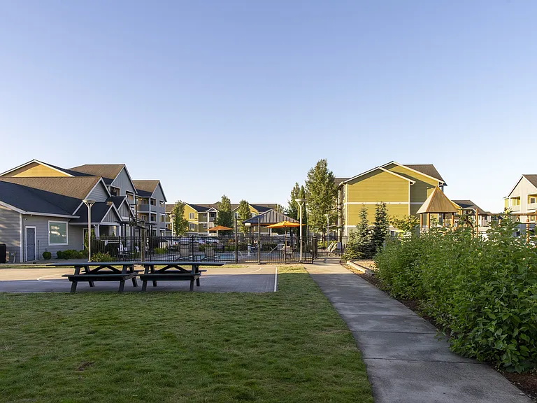 Rock Creek Commons — Photo 11