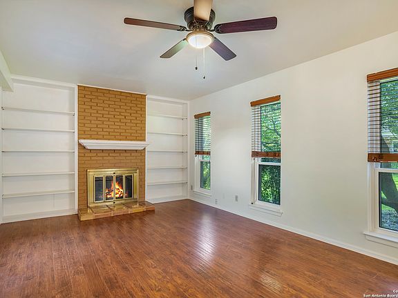 3rd image of 631 CHAUNCEY DR #69