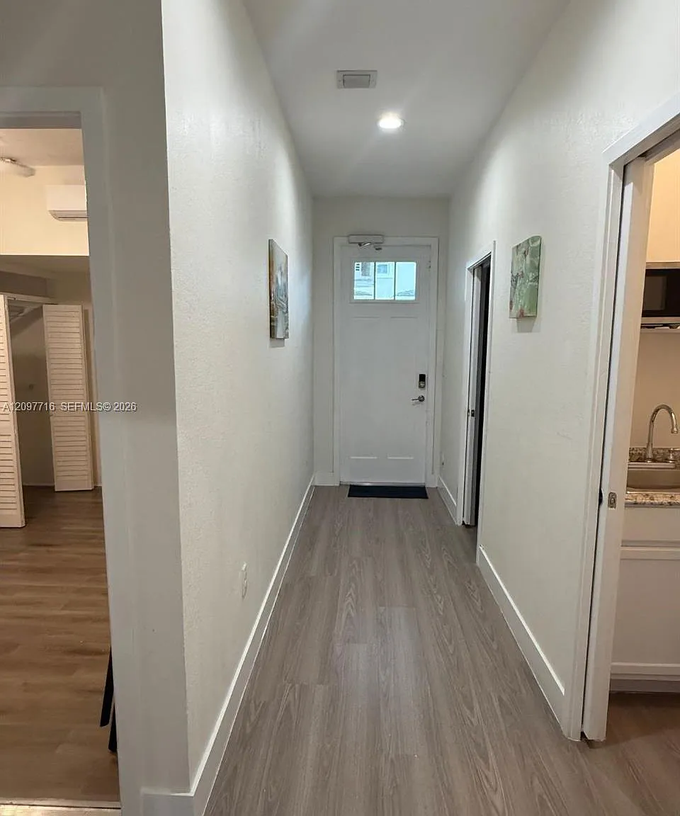 Townhomes On Coconut Palm — Photo 3