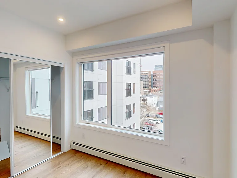 514 15th Ave SW — Photo 8