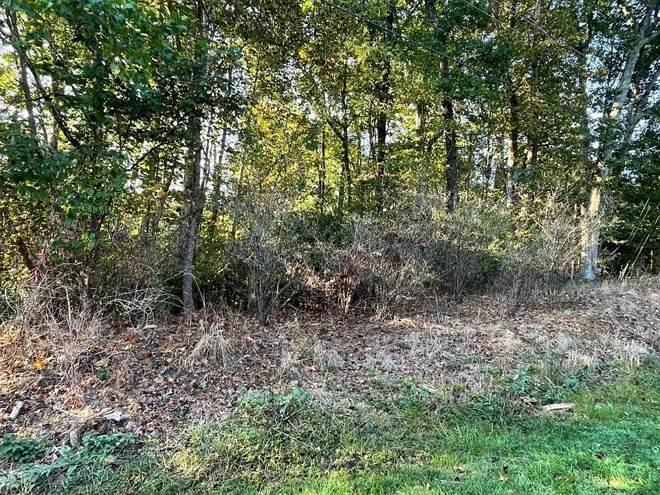 2nd image of 104 Arlington Heights Dr Lot 3