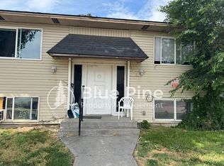 182 Adams St APT 3, Chubbuck, ID 83202