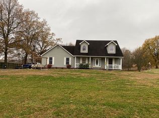 15950 State Route 136 E, Robards, KY 42452