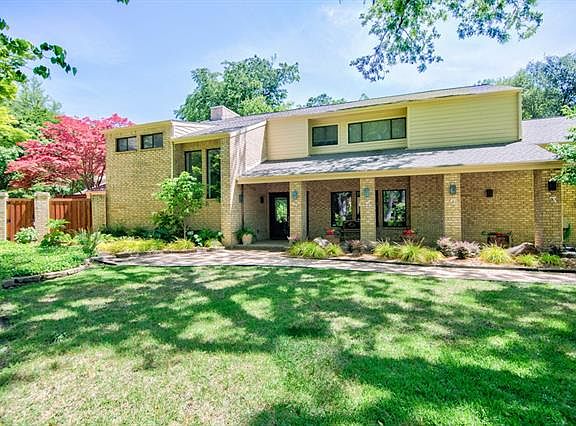 2nd image of 8728 Arbor Park Ct
