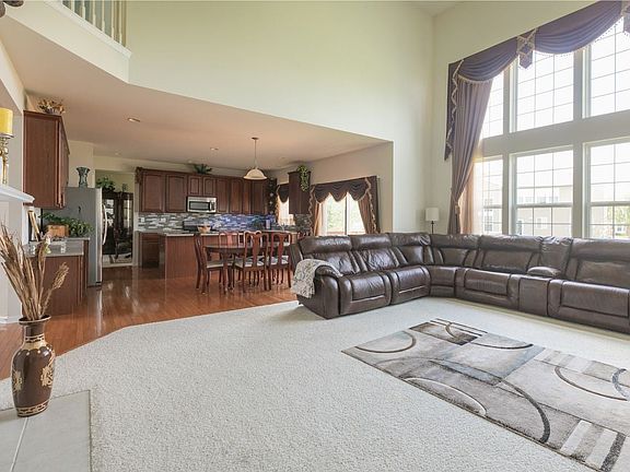 5th image of 3519 Chancery Ln