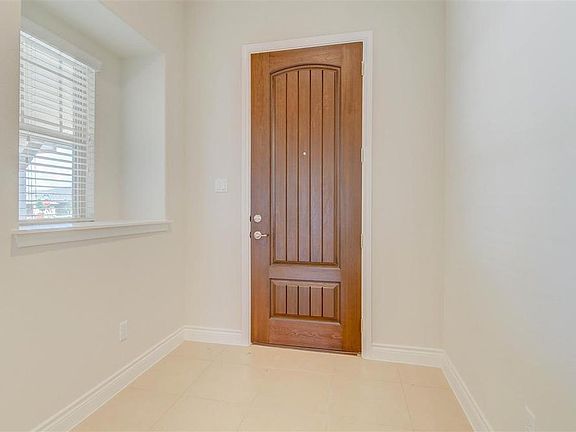 4th image of 100 Finstown St #Aue8ak
