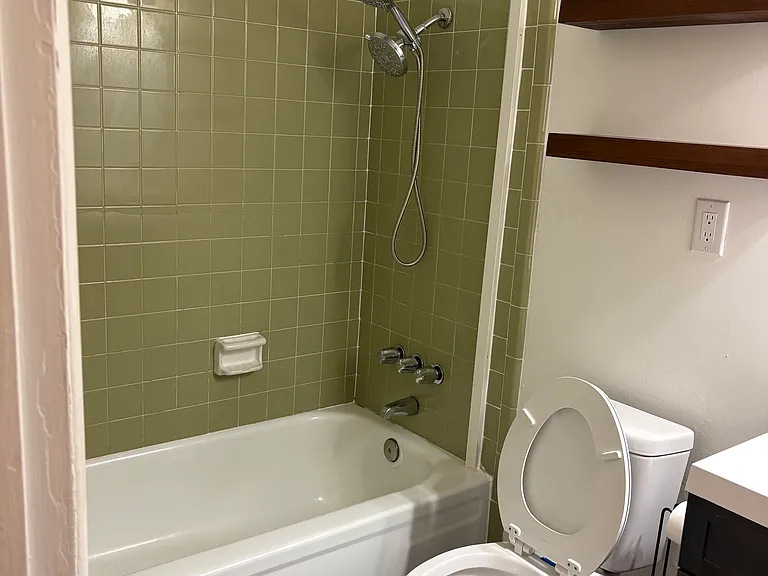 74 Marilyn Dr — Photo 10