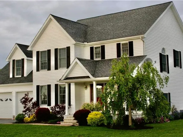 5 Carol Dr, Adams, NY 13605