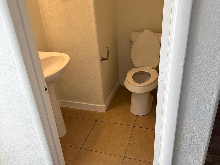8613 Palomino Ranch St — Photo 30