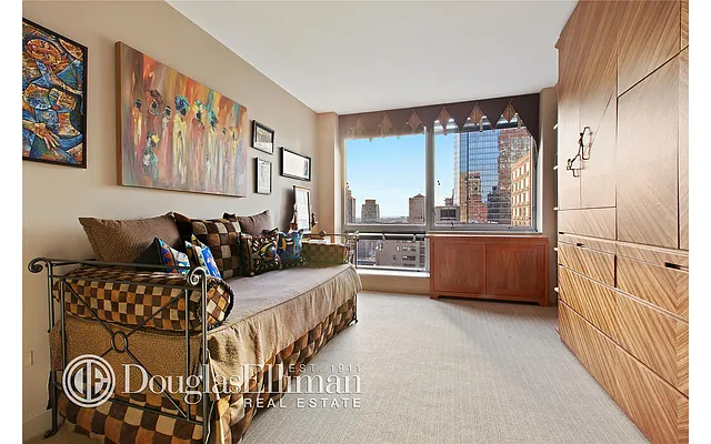 Sold by Douglas Elliman | media 10