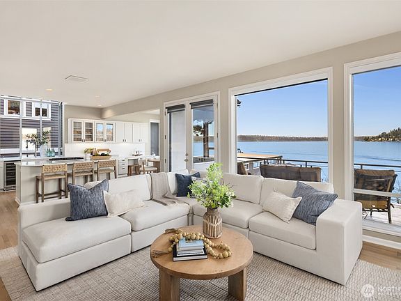 4th image of 3711 Lake Washington Boulevard N