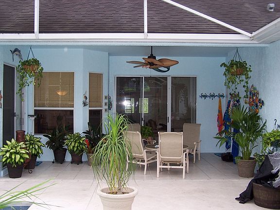 Large coverred lanai