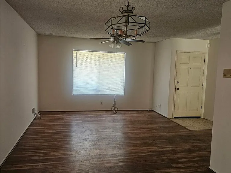 2280 Alhambra St — Photo 2