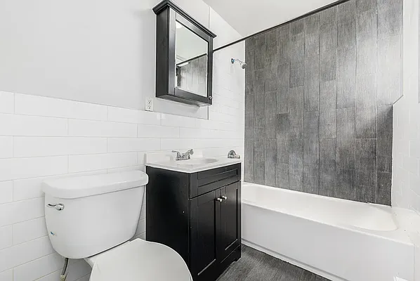 Rented by The Agency | media 12