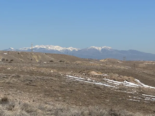 Twin Peaks Blvd, Farmington, NM 87401