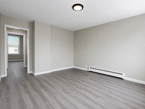 4th image of 95 Princeton St #3