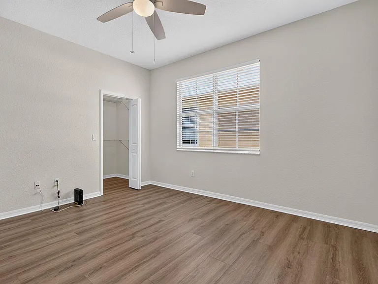 158 W Thatch Palm Cir — Photo 18