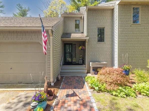 46 Trout Farm Ln, Duxbury, MA 02332