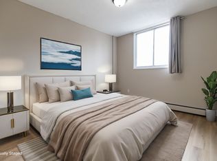 1122 8th Ave SW, Calgary, AB T2P 1J5