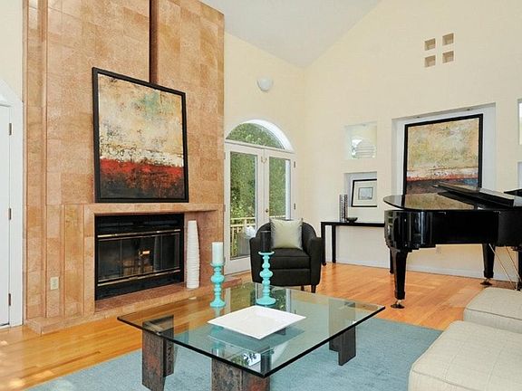 3rd image of 11675 Dawson Dr