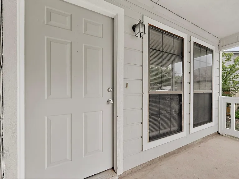 1113 Woodlief Trl — Photo 5