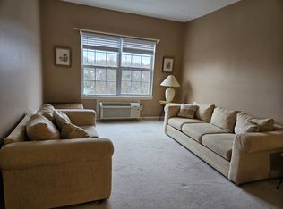 9310 Richmond Rd #310, West Milford, NJ 07480