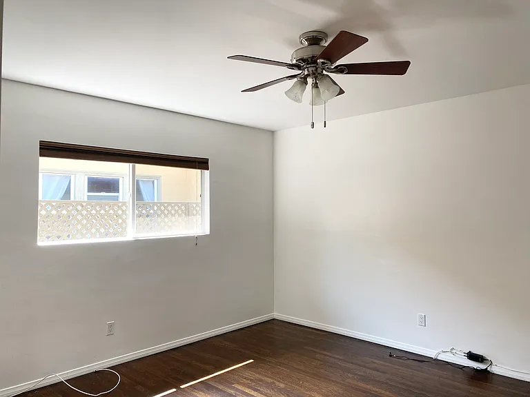 2215 Harriman Ln #A — Photo 10