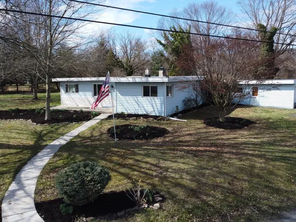 1006 Kathryn Ave, Dauphin, PA 17018