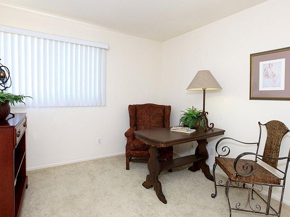 3rd image of 18052 Annes Cir Unit 101