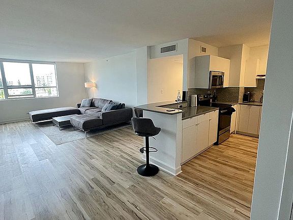 2nd image of 1500 Bay Rd APT 578S