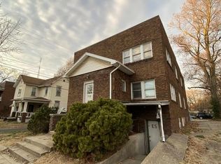 715 W Monroe St, Springfield, IL 62704