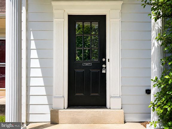 2nd image of 626 Concerto Ln
