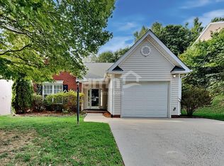 5117 Oakhurst Park Ct, Kernersville, NC 27284