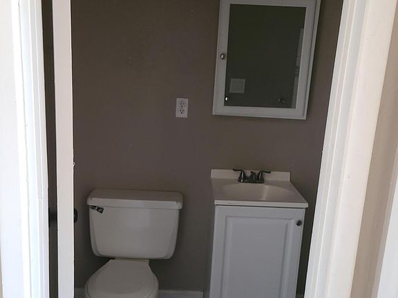 5th image of 1223 W University Dr APT 5