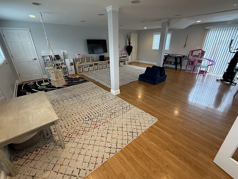 9 Gibbs Rd — Photo 11