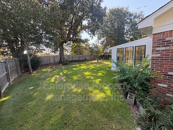 5th image of 1116 Simmonsridge Dr