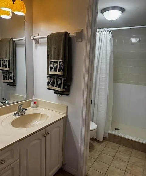 3061 Sandpiper Bay Cir #J104 — Photo 11