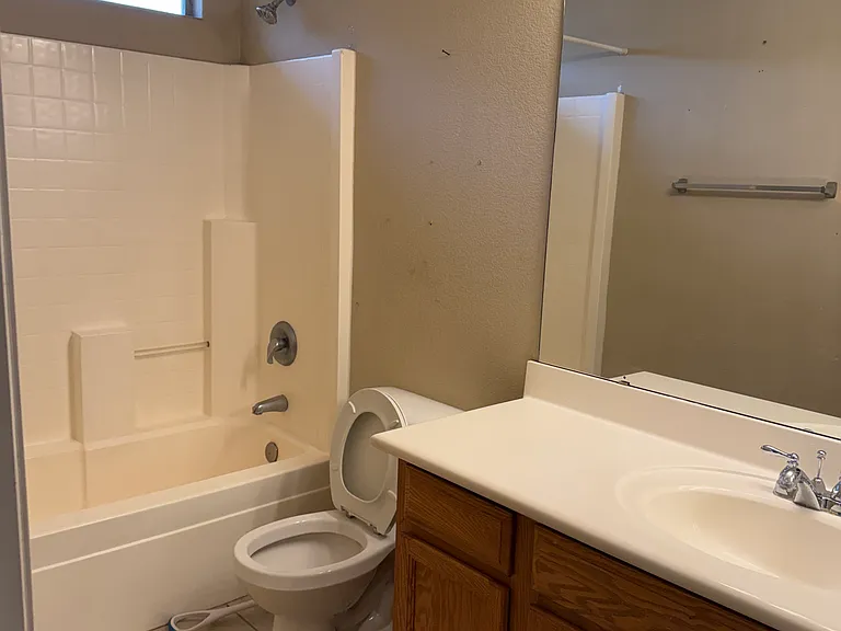 3527 E Bruce Ave — Photo 8