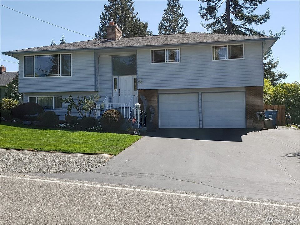 1st image of 6924 189th Pl SW