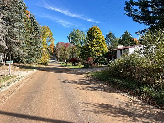 5th image of 947 Doerr Rd