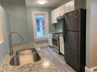 767 Washington St FLOOR 3, Coventry, RI 02816