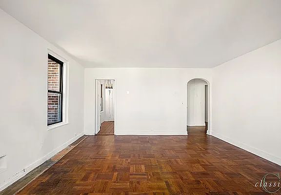 5th image of 129 E 82nd St Penthouse A